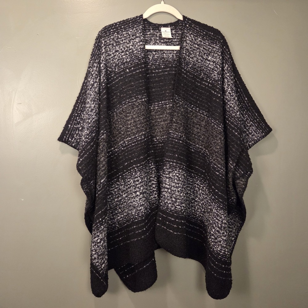 Woolrich Shawl Wrap Poncho Cape Open Sides, One Size, Black Gray